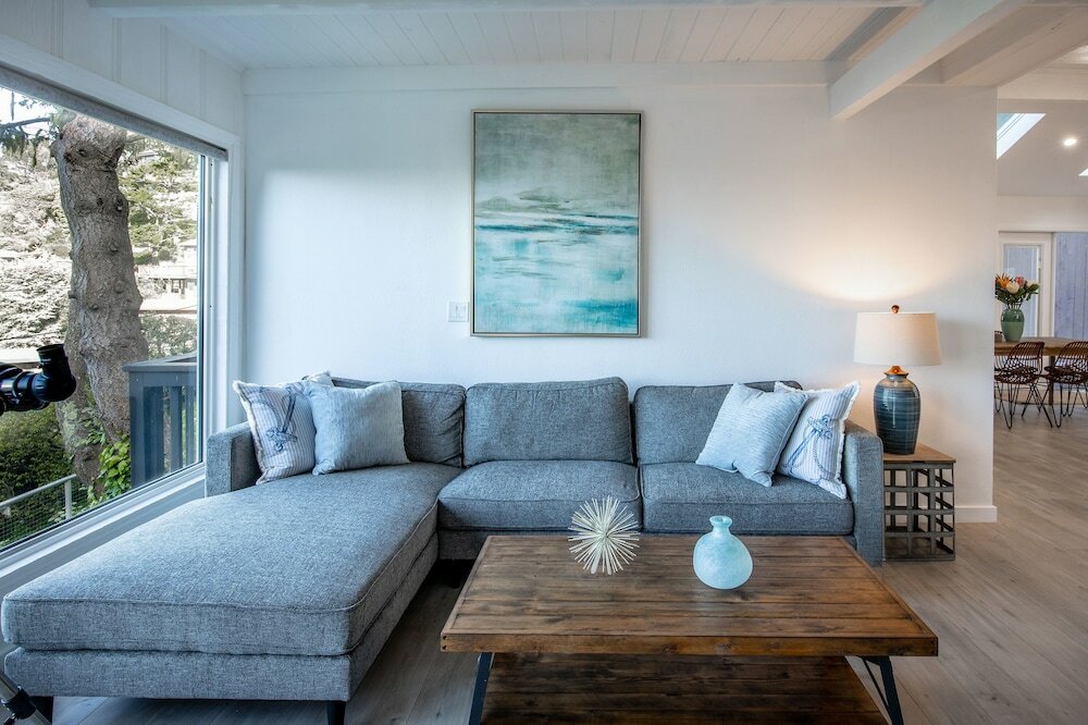 Фото Marbella Lane Pedro Point Beach House with Hot Tub