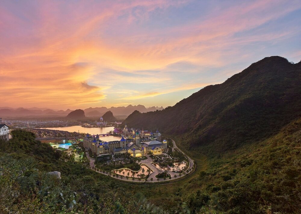 Фото DoubleTree by Hilton Yingde Resort