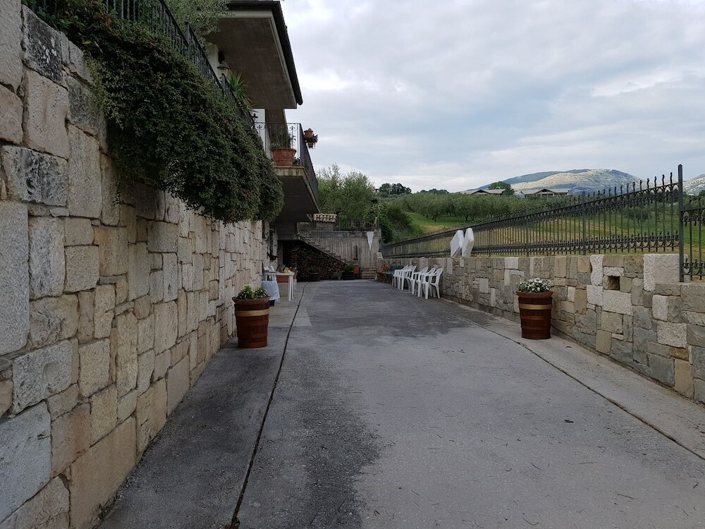 Фото B&b Villa Maria Paola Resort Isernia