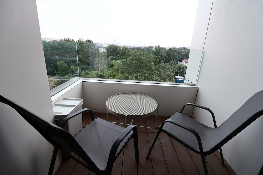 Фото Apartments Royal Sakura Park