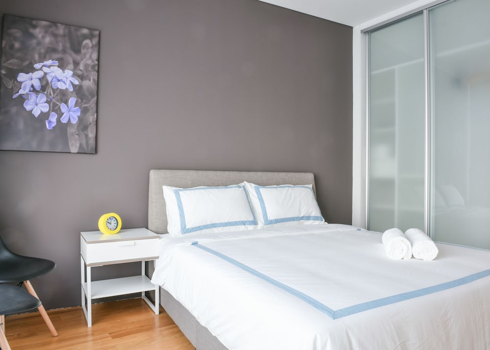 Фото Klcc Service Apartments