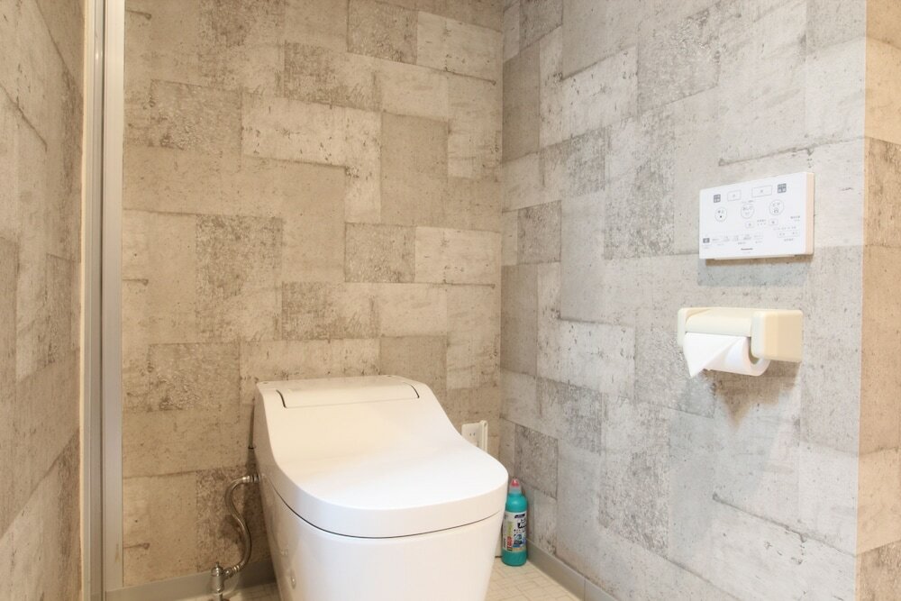 Фото Shimanouchi Luxury Apartment