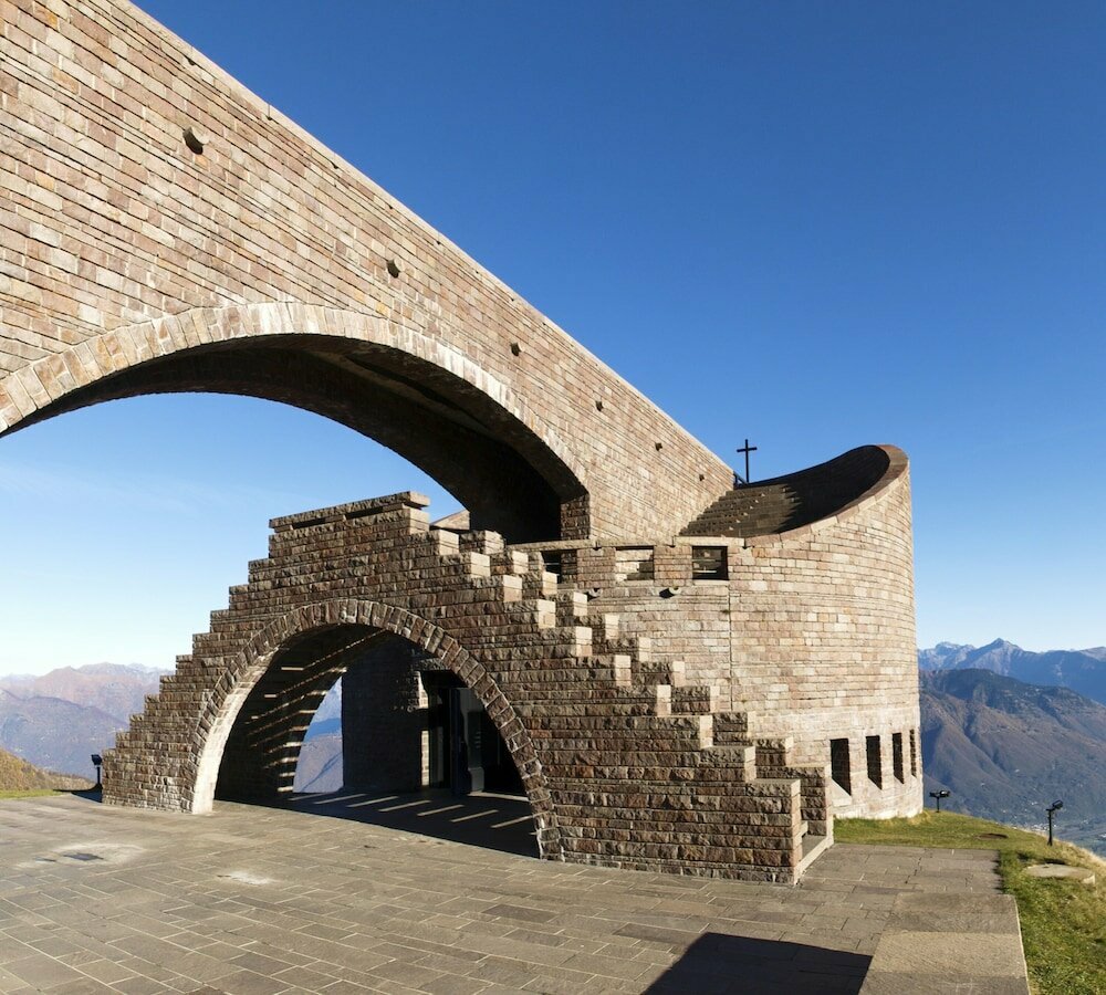 Жильё посуточно Panoramic Penthouse, Лугано, фото