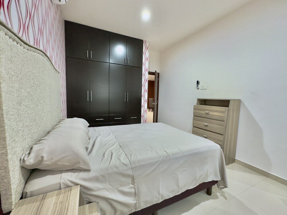 Фото Madeira Apartments