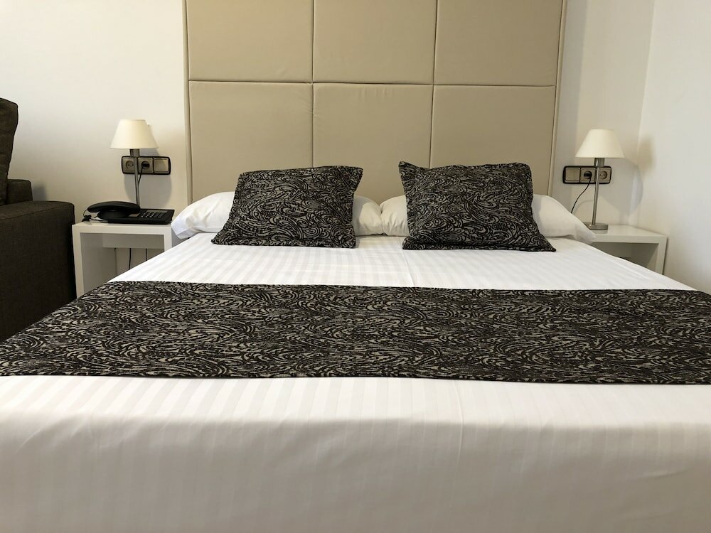 Фото Checkin Valencia Ciscar