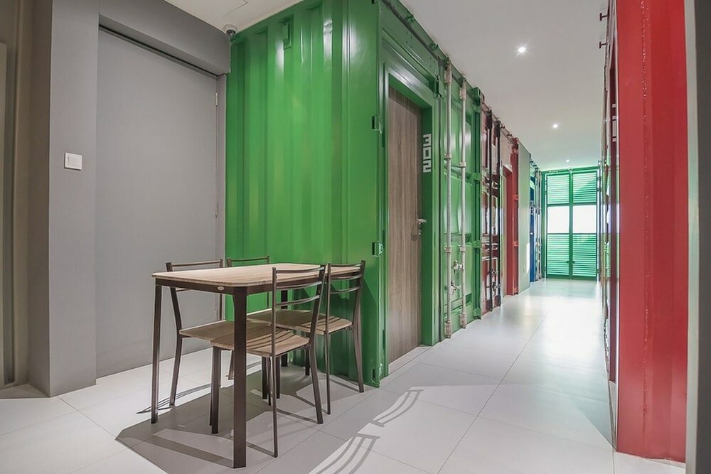 Фото RedDoorz near Taman Rejomulyo