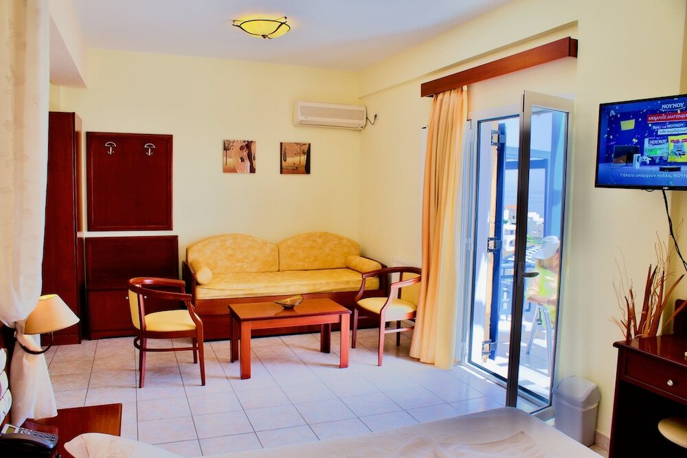 Фото Venardos Hotel & SPA