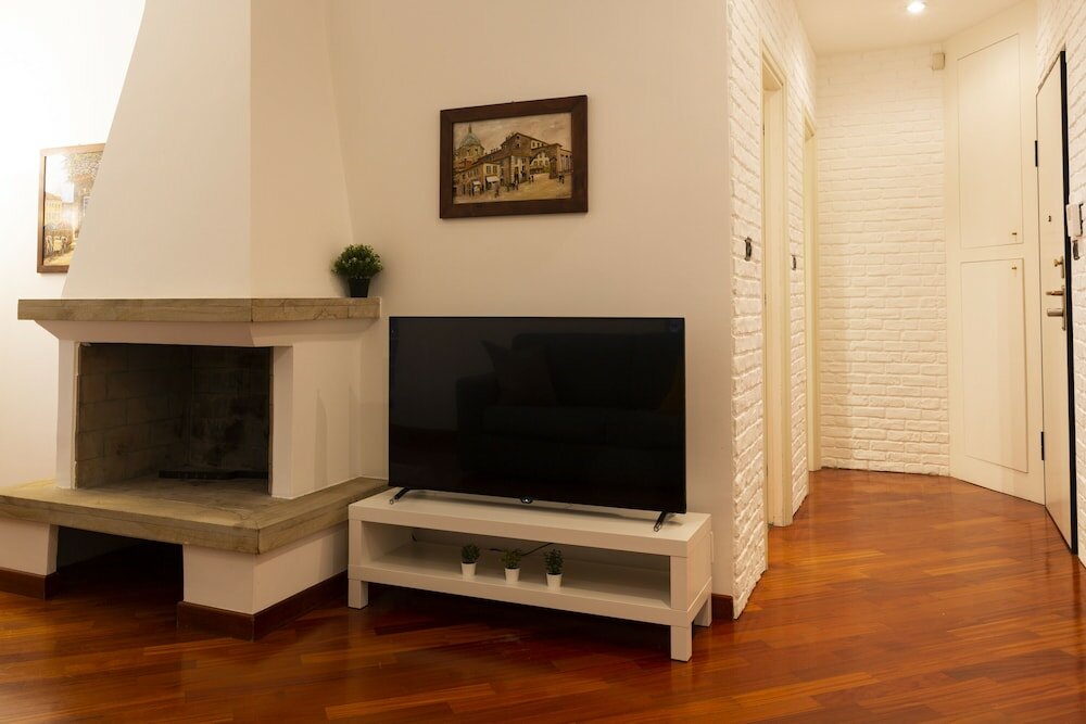 Фото NotaMI - The Wall Top Floor Apartment