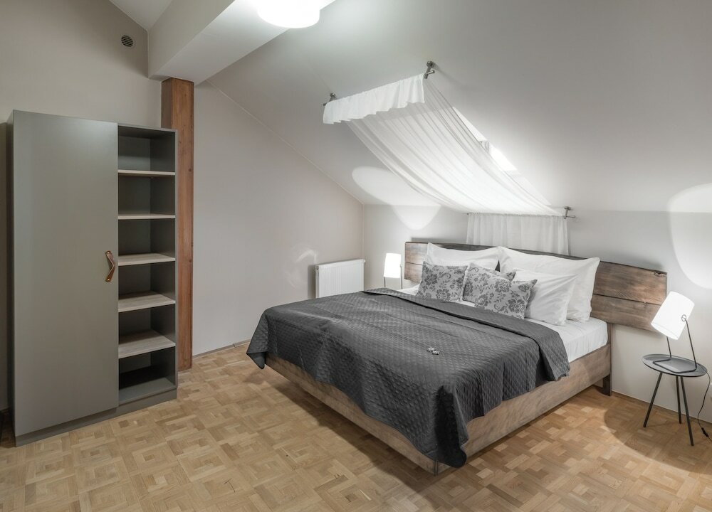 Фото 6 Continents Apartments by Adrez Living