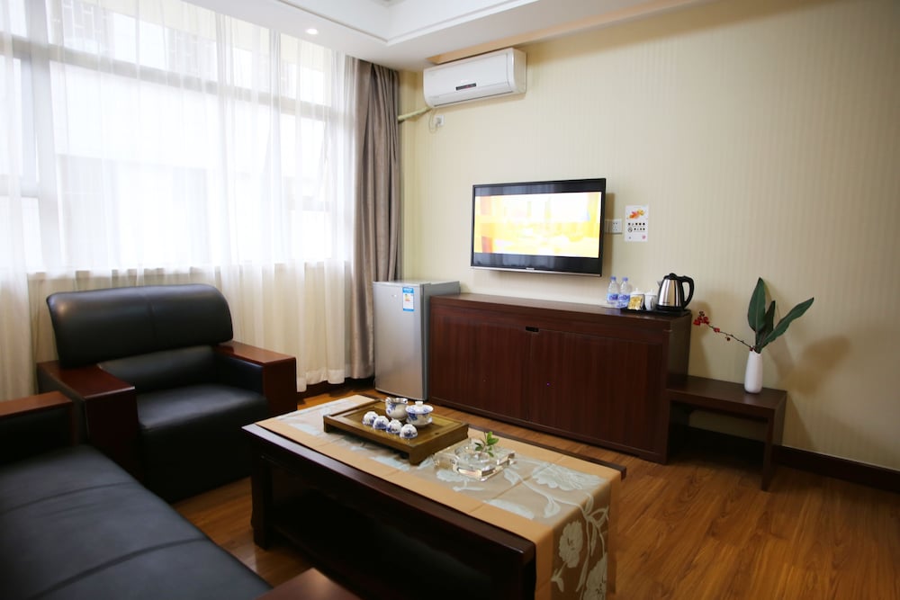 Фото Kingstyle Hotel Railway Station Branch