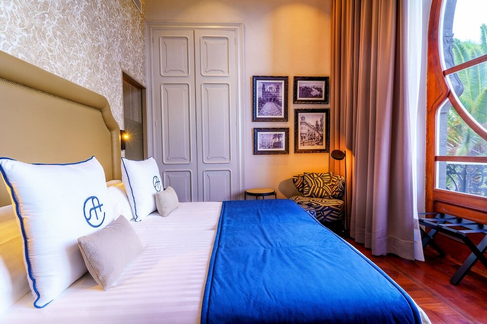 Фото Boutique Hotel Cordial Plaza Mayor de Santa Ana