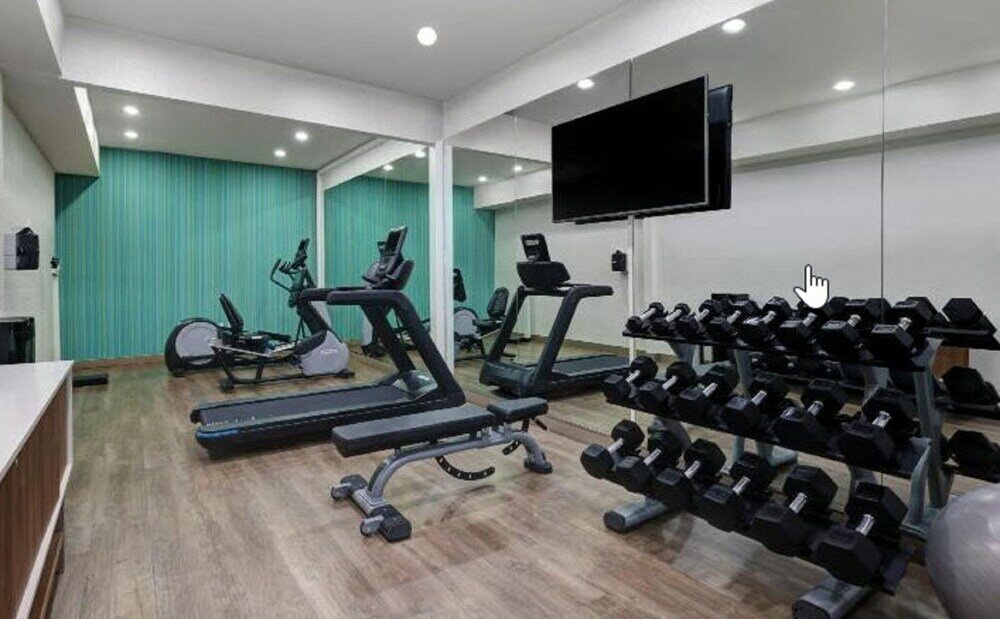 Фото Holiday Inn Newport, an Ihg Hotel