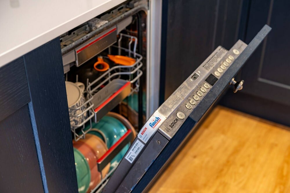 Фото Beautiful Two Bed Abode In South West London