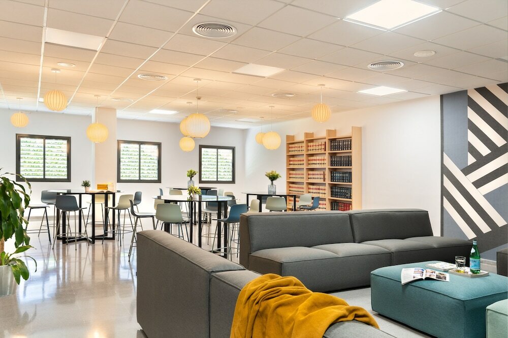 Фото Micampus Rector Estanislao del Campo - Students Residence