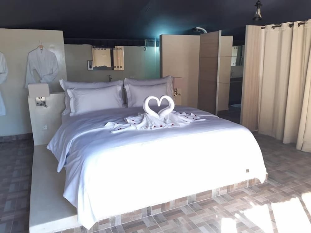 Фото The Farm Lodges And SPA