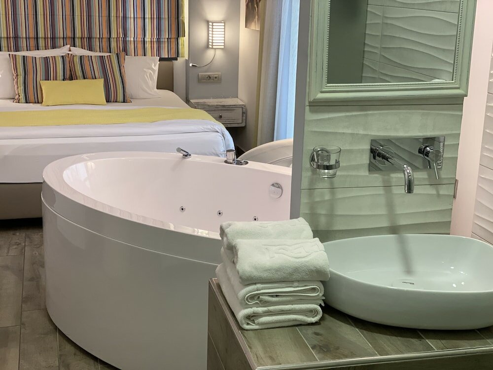 Фото Kyknos Beach Hotel & Bungalows - All Inclusive