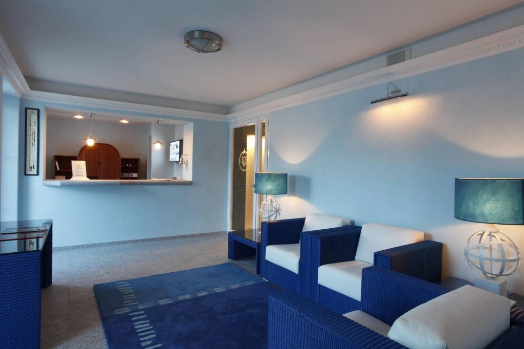 Фото Yachtsport Resort Lago Maggiore