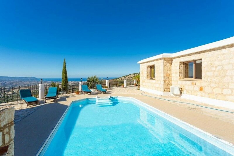 Гостиница Villa Heaven Large Private Pool Sea Views A C Wifi Eco-friendly - 2645