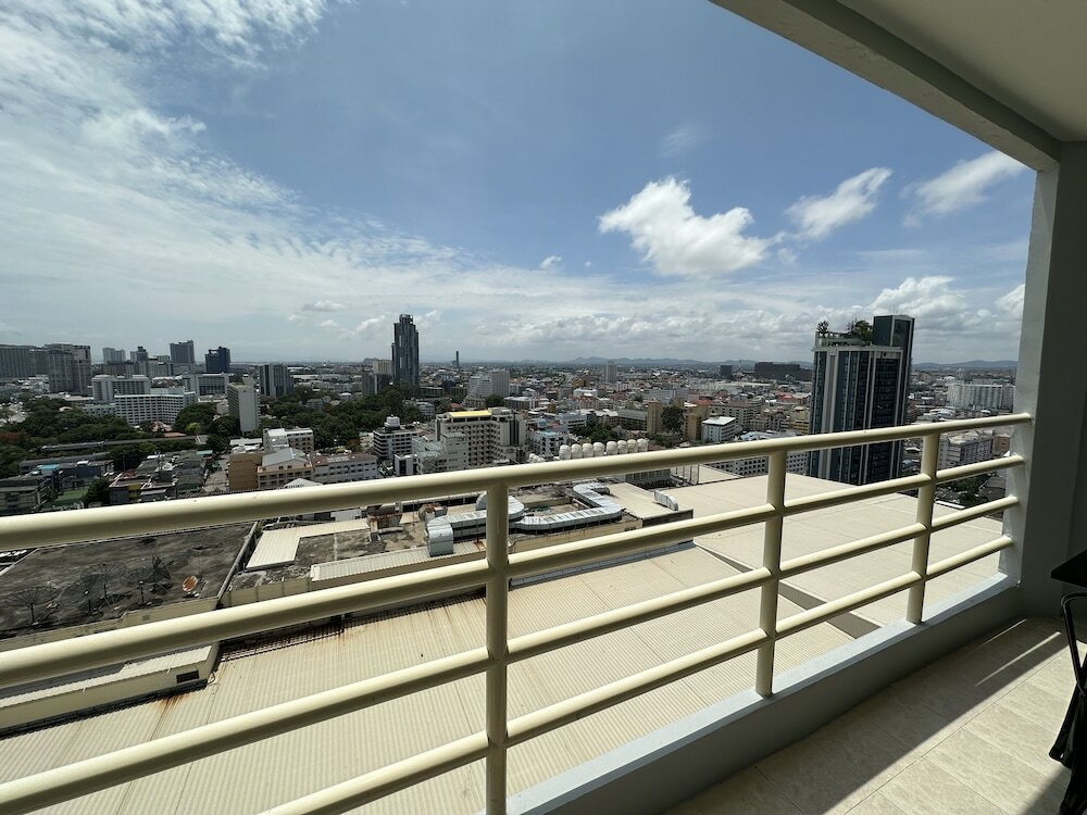 Фото Condo Express View Talay 6