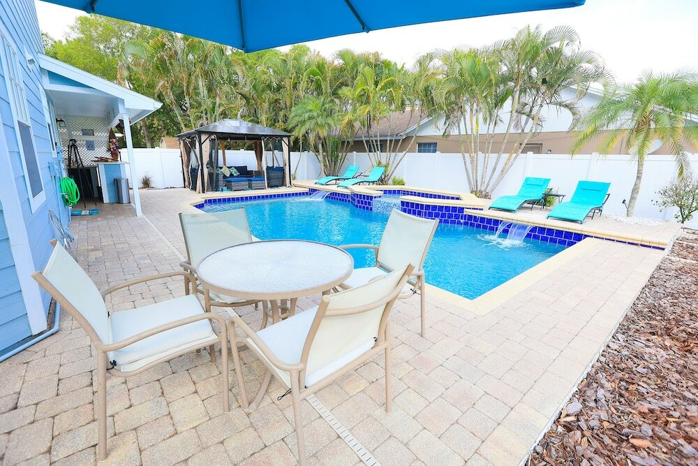 Фото Largo Oasis Near Beaches