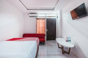 Oyo 947 Angel Home Stay Syariah (West Java, Kota Bekasi City), hotel