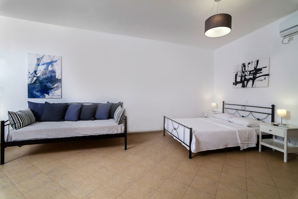 Фото Aelia Suites