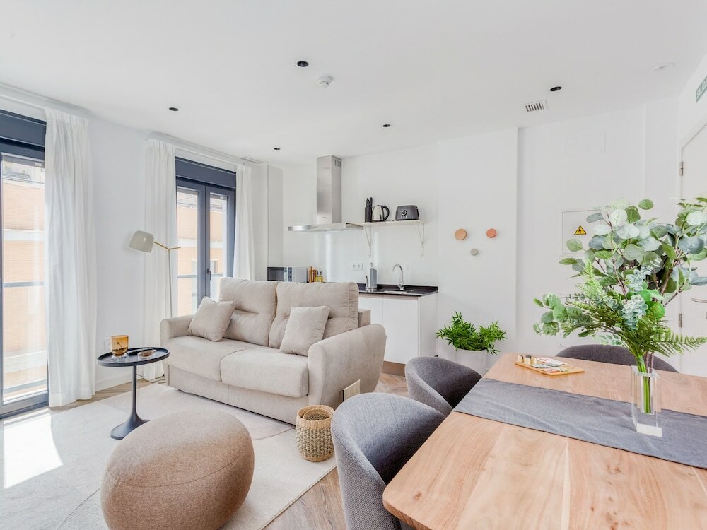 Фото Limehome Malaga Calle Ancha del Carmen