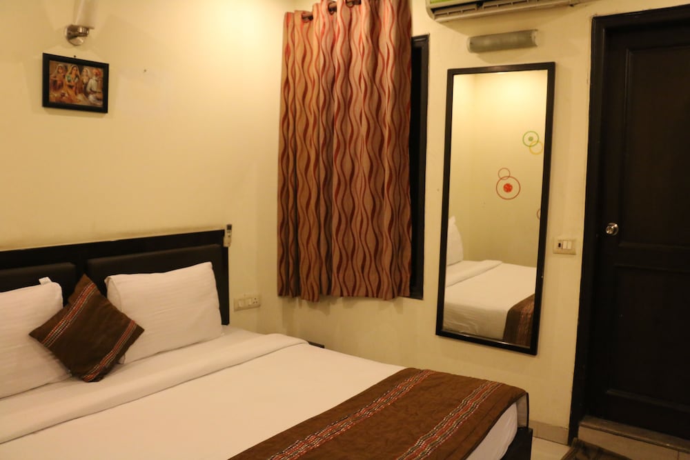 Фото Airport Hotel Delhi Aerocity Inn