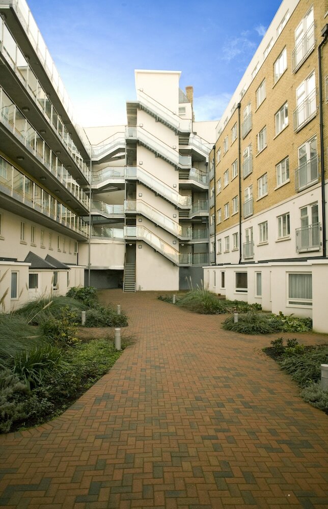 Фото Marlin Apartments Limehouse