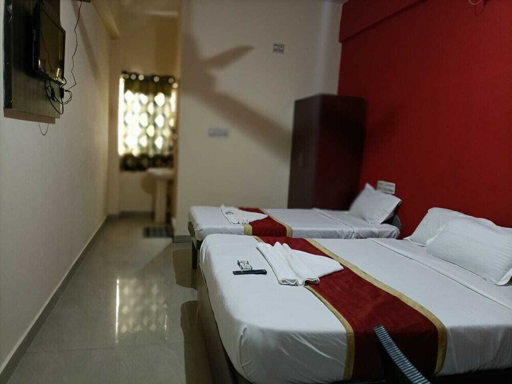 Фото Ashish Residency