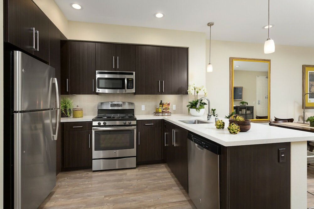 Фото Avalon Baker Ranch