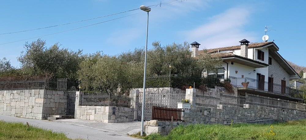 Фото B&b Villa Maria Paola Resort Isernia