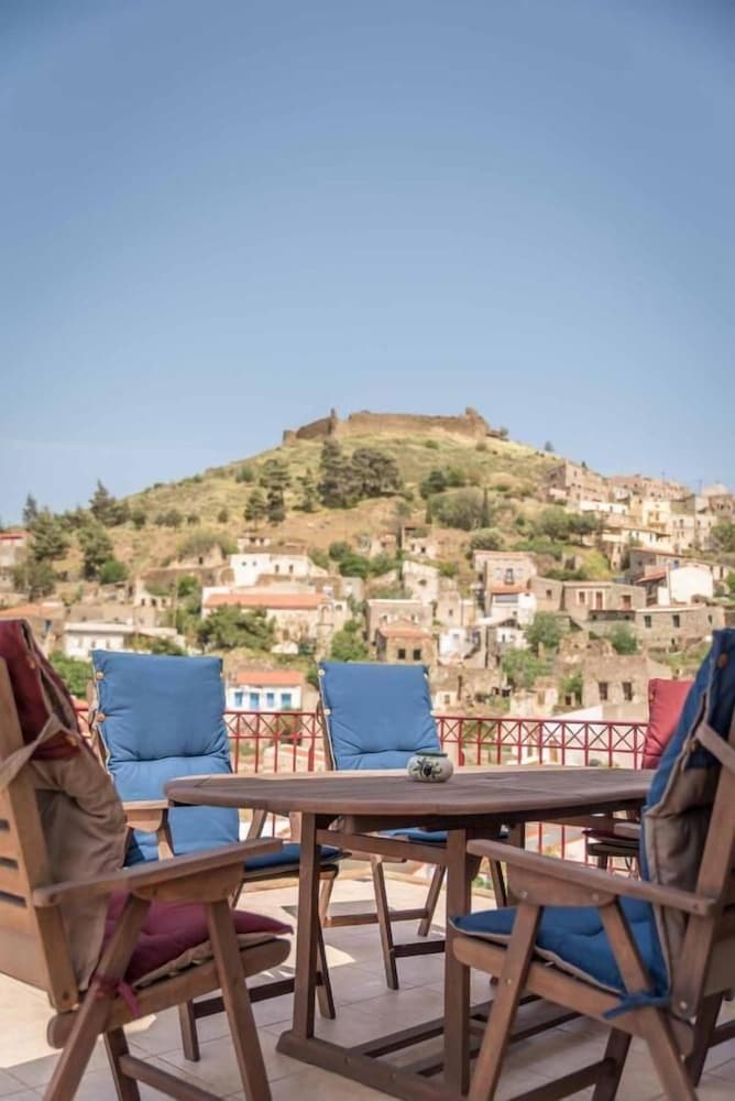 Фото Yiasemi of Chios