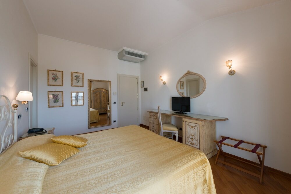 Фото Hotel Belvedere