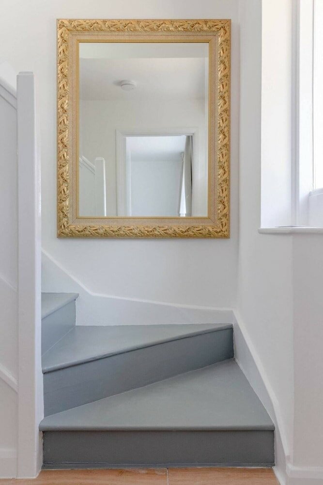 Фото Modern 2bd Flat - 5 min to London City Airport