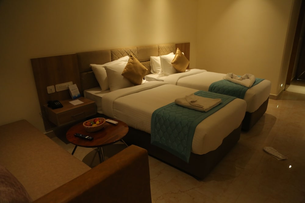 Фото Misty Ocean-A Bergamont Group of Hotels