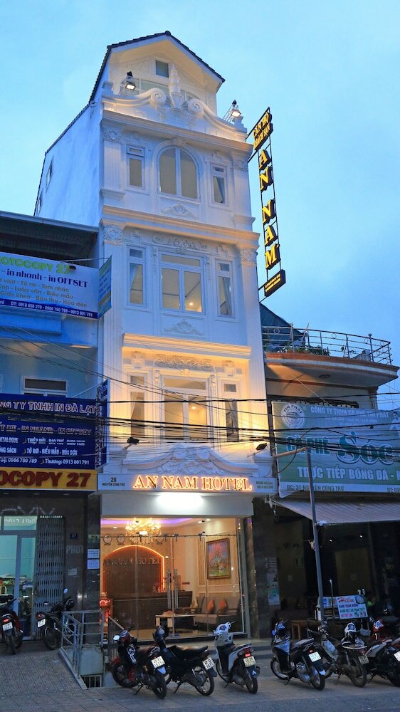 Фото отеля 1