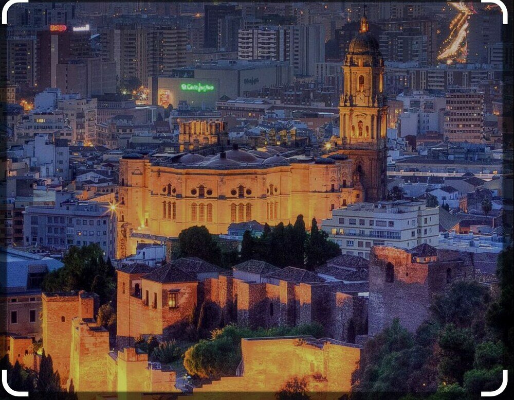 Фото Fantastic Penthouse & Flat Malaga