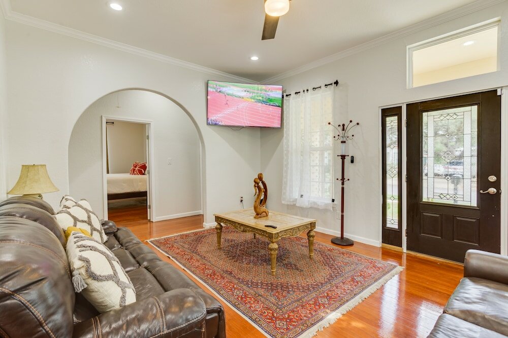 Фото Woodlawn Main-House Downtown Sa