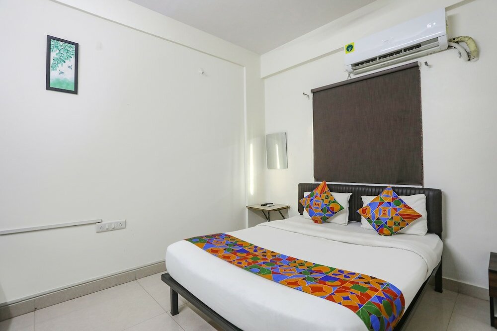 Фото Fabhotel Elite Homes