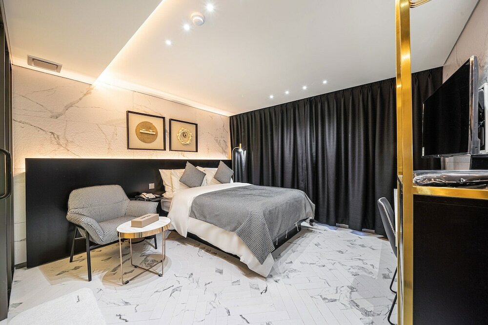 Фото Jongno Olive