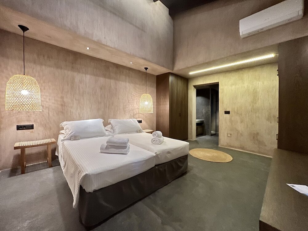 Фото Psamathi L&t