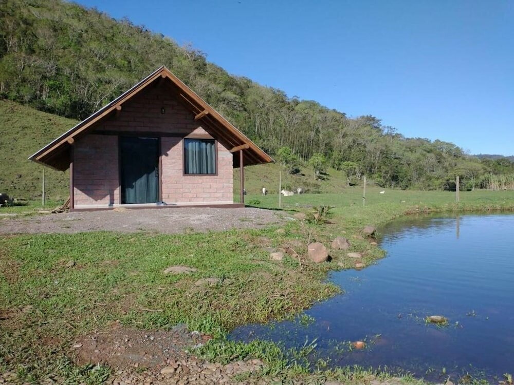 Фото Pousada Chalés Vale do Rio do Boi