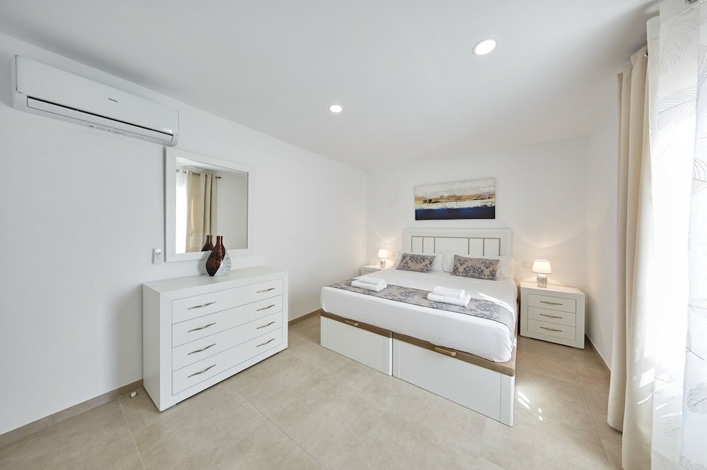 Фото Sonrisa Deluxe Apartments Levante