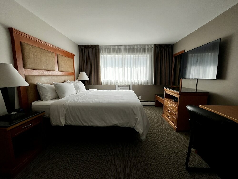 Фото Anavada Inn & Suites - Prince George