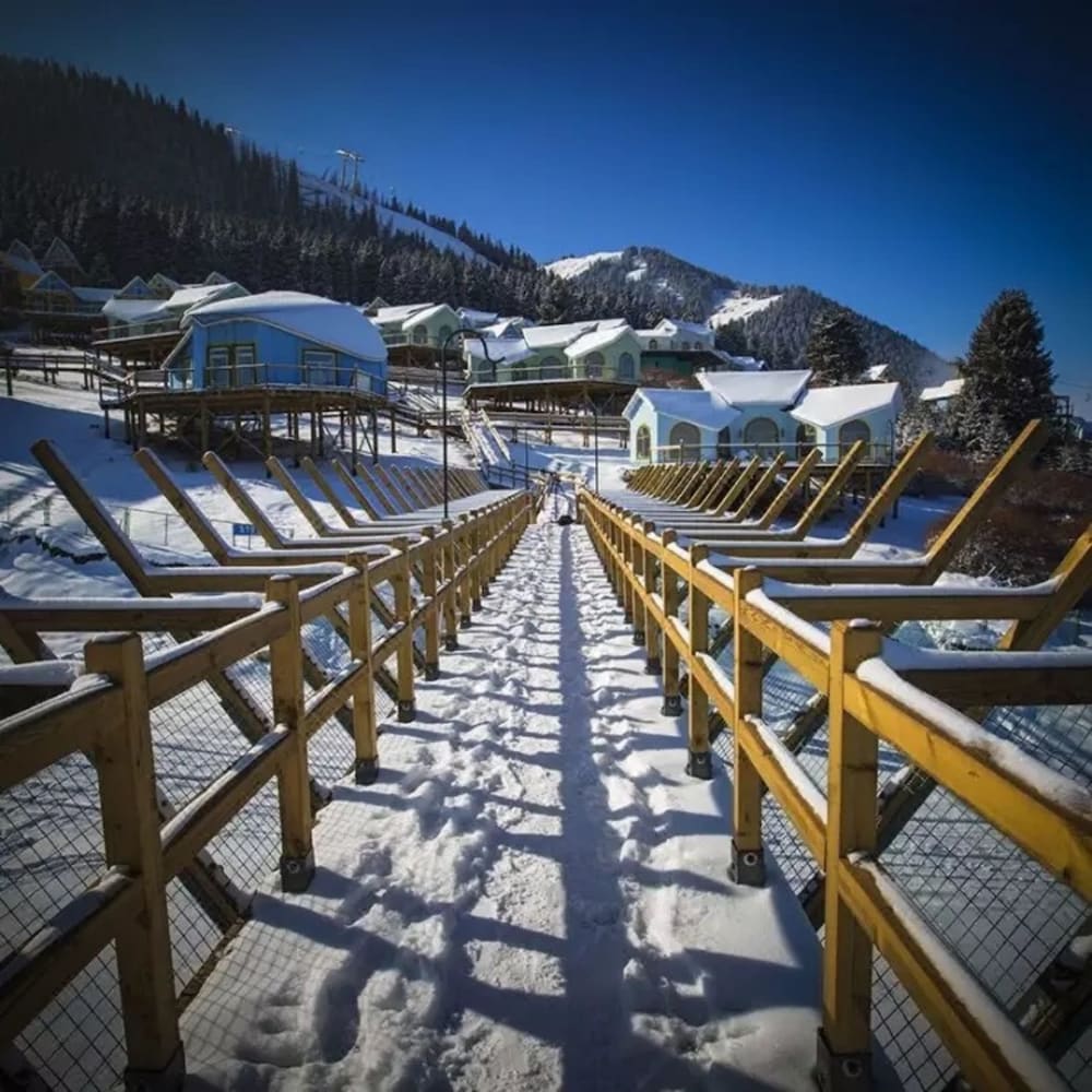 Фото Urumchi Nanshan Scenery Retreats