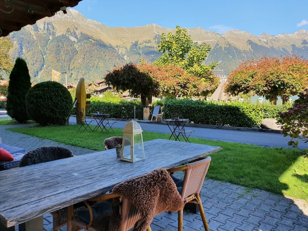 Фото Lake Lodge Hostel