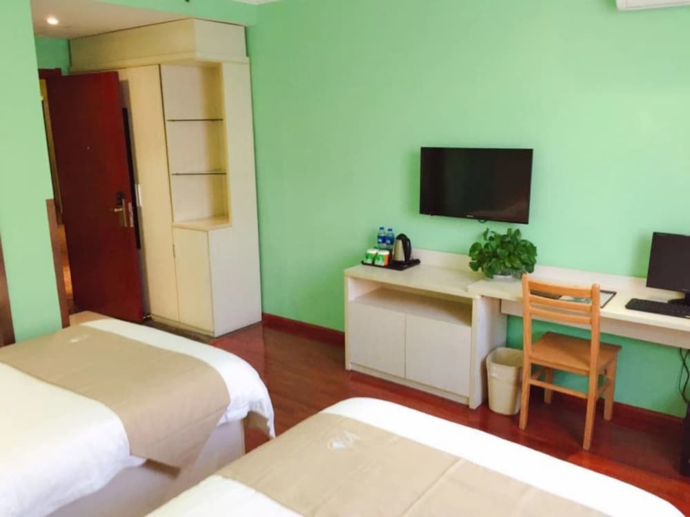 Фото GreenTree Inn Shanghai Songjiang District Sijing Town Sijing Metro Station Express Hotel