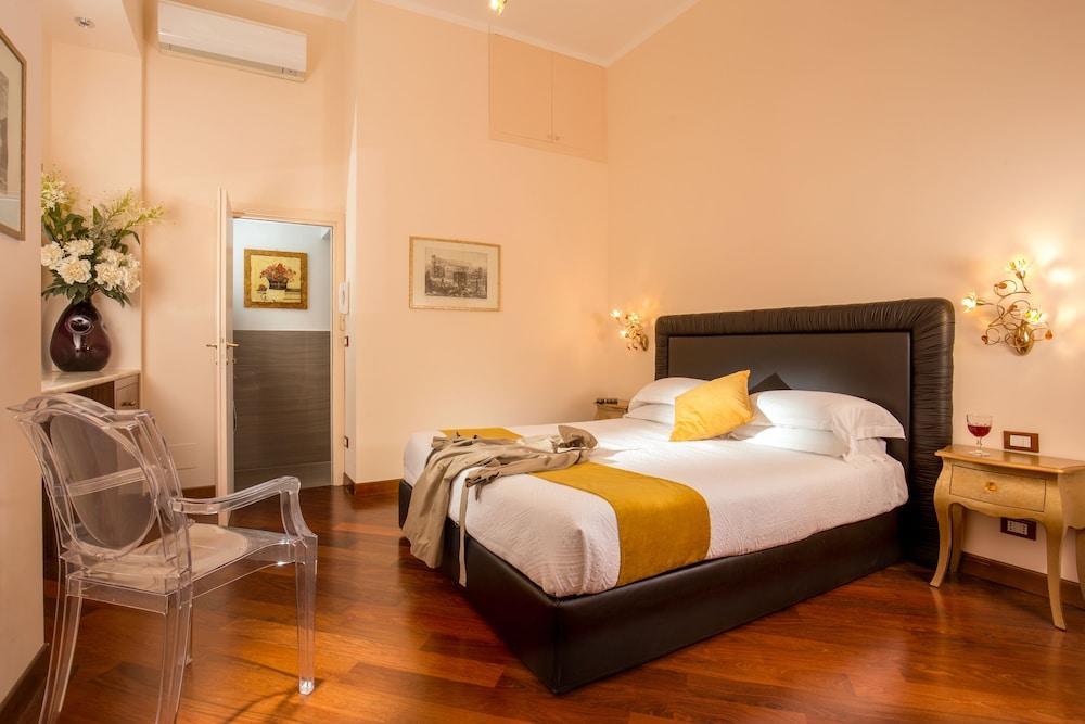 Фото Appartamento Largo Argentina - Daplace Apartments