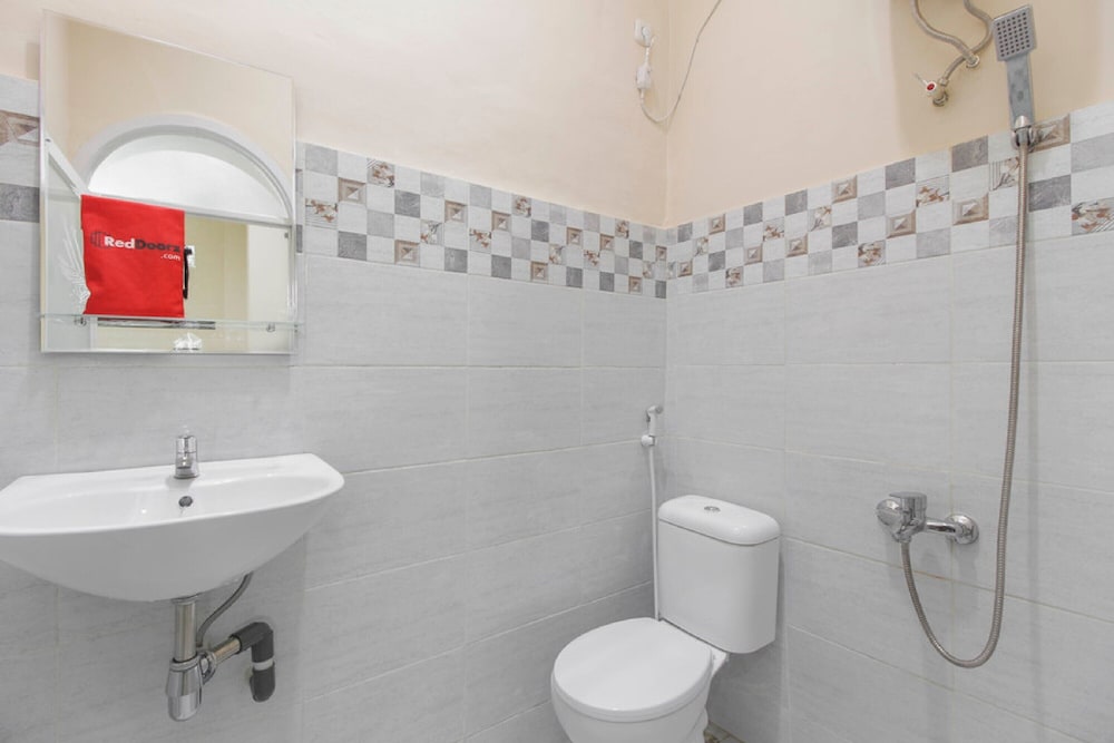 Фото RedDoorz near Grand Palladium